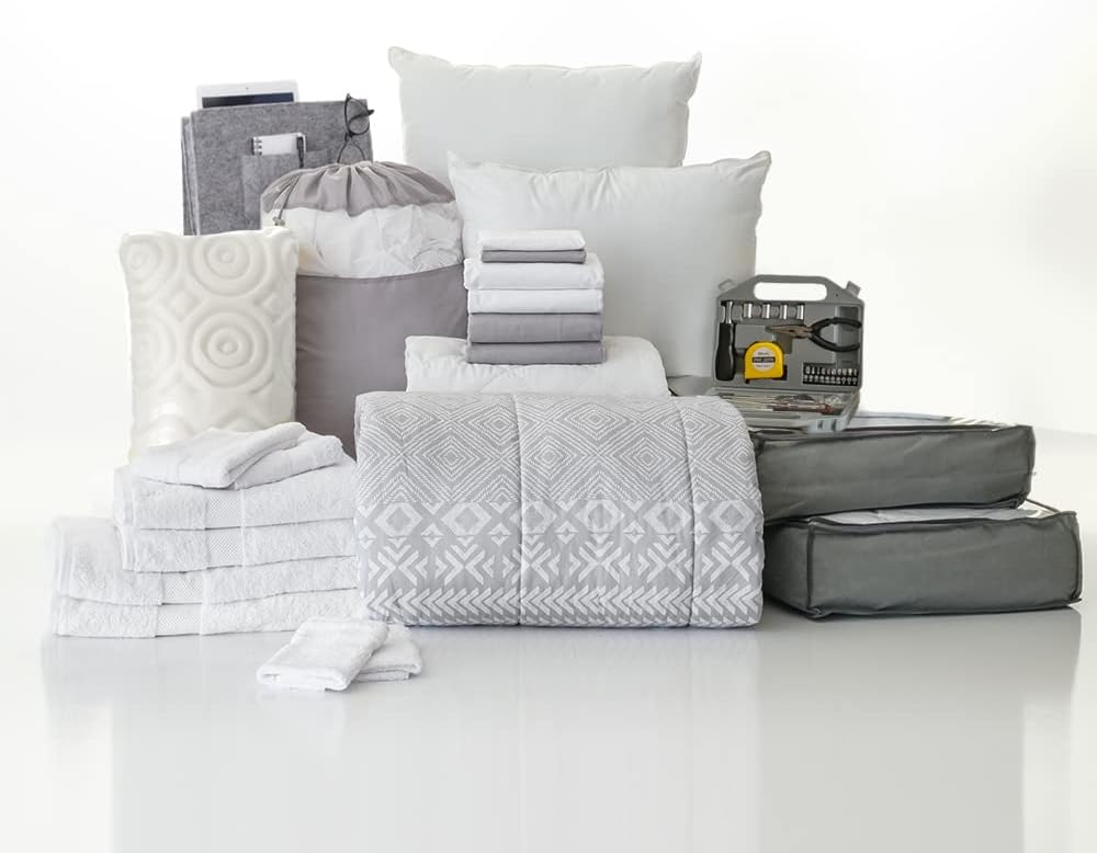 25-Piece Twin XL Bedding Bath Trunk Bundle Wonderland Gray A687542