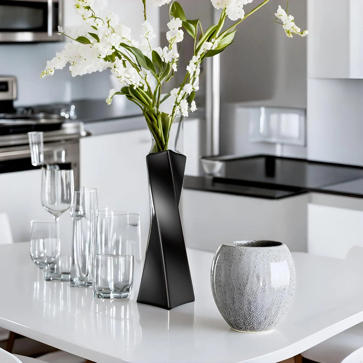 Black Ceramic Vase S26431