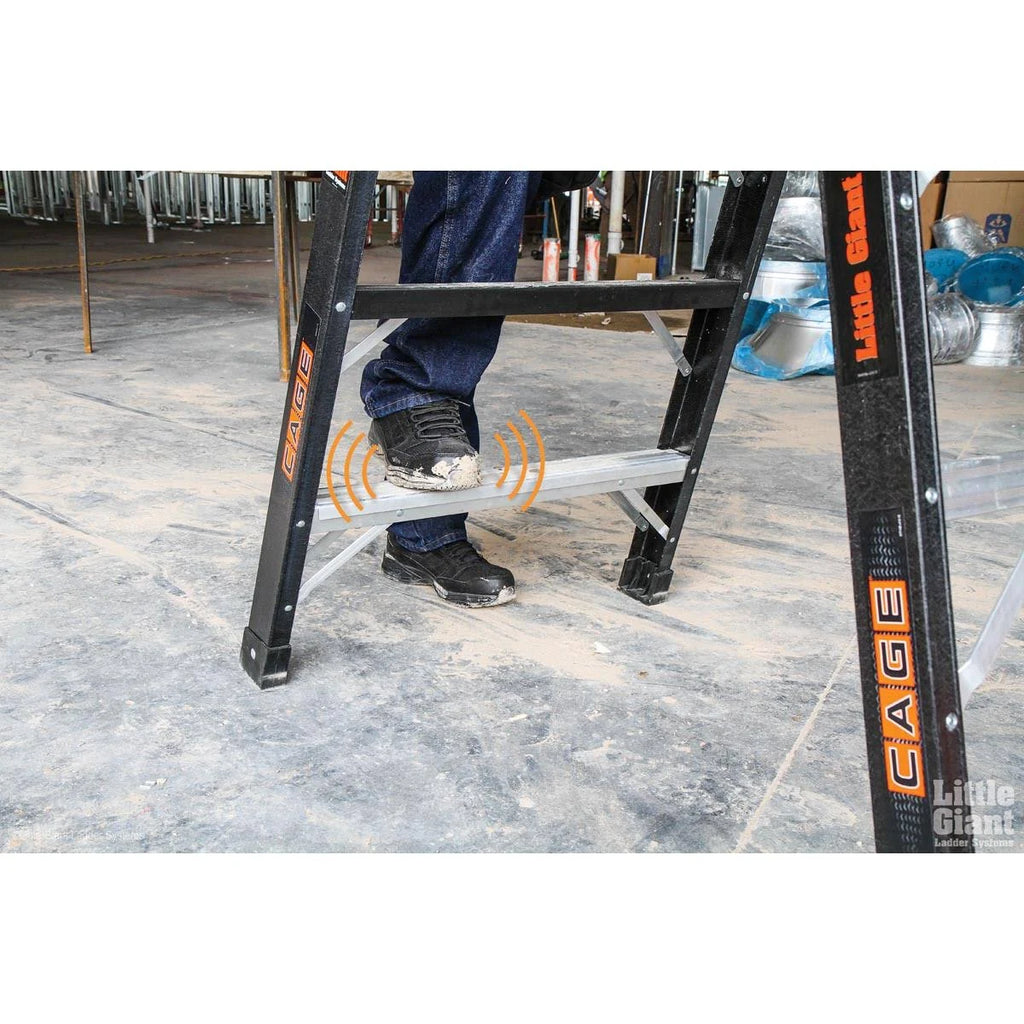 Fiberglass 2& Ladder R56072