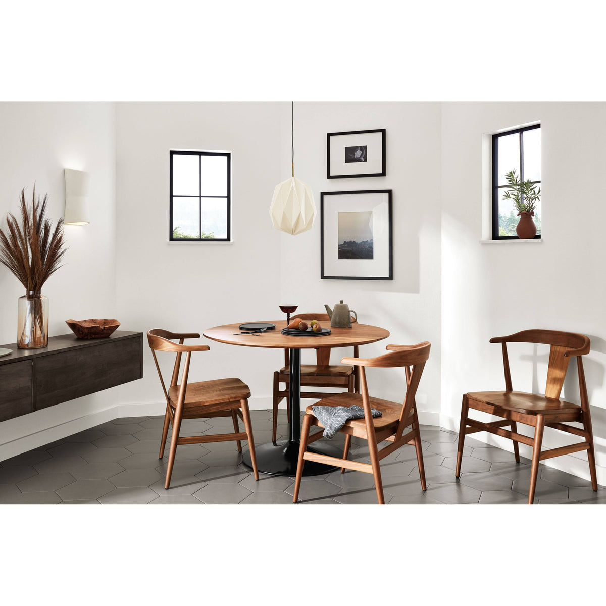 Modern Round Table with Stainless Steel Frame Base H8044