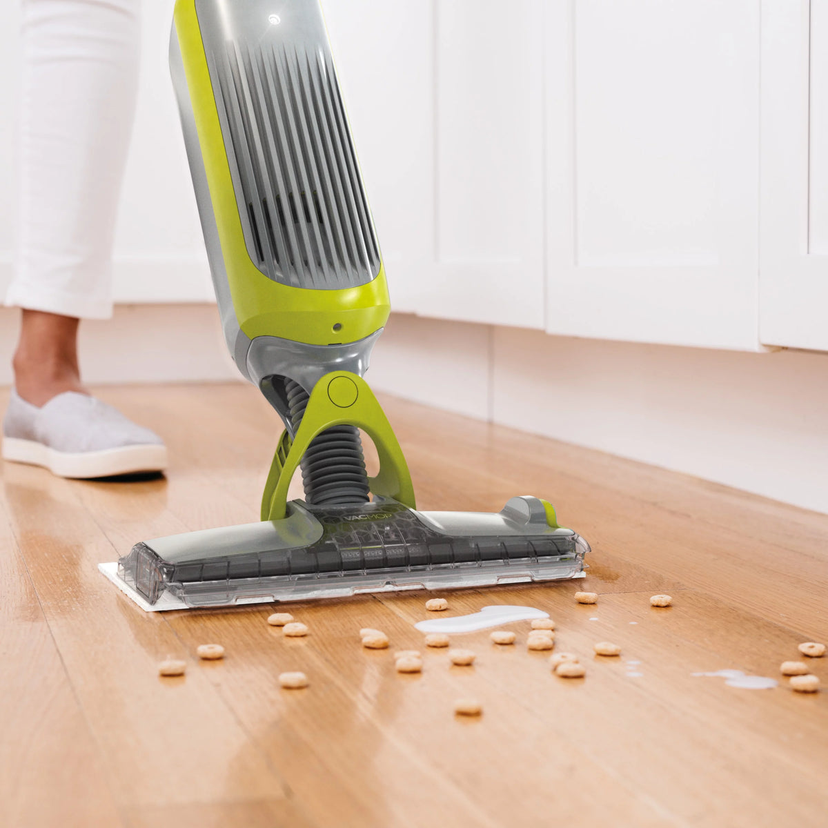 Cordless Hard Floor Vacuum Mop E9325